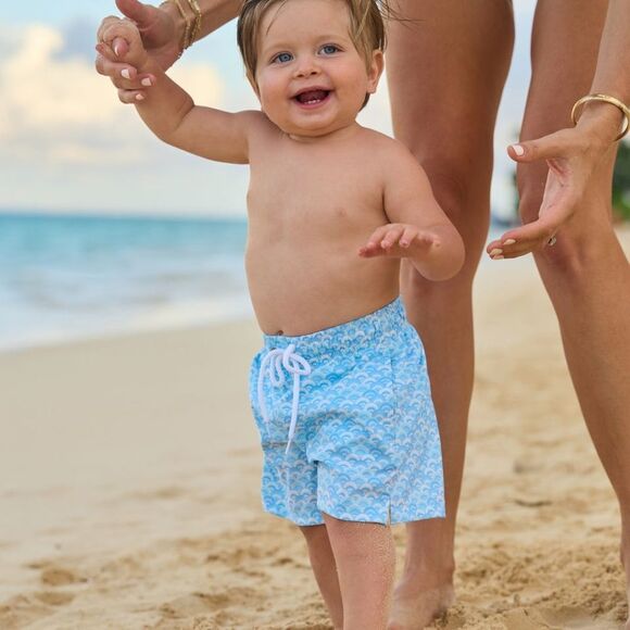 Kenny Flowers The Anguilla Mini Boys Shorts Trunks UPF 50+ blue size 7/8 NWT - Picture 2 of 5